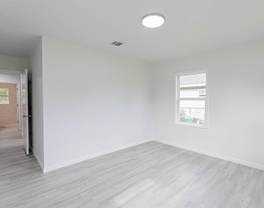 3607 Luca Street - Photo Thumbnail 22