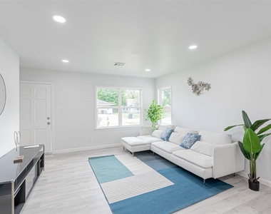 3607 Luca Street - Photo Thumbnail 10