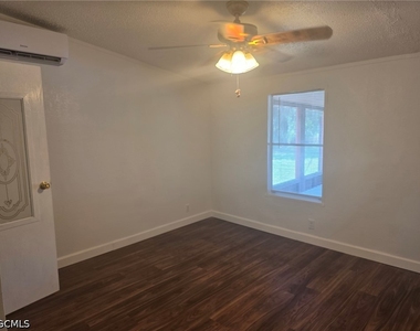 425 Tanner Road - Photo Thumbnail 5