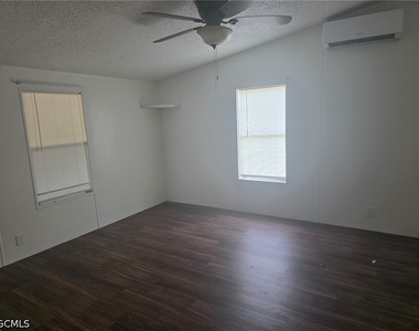 425 Tanner Road - Photo Thumbnail 12