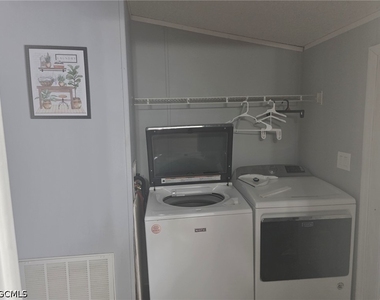 425 Tanner Road - Photo Thumbnail 10