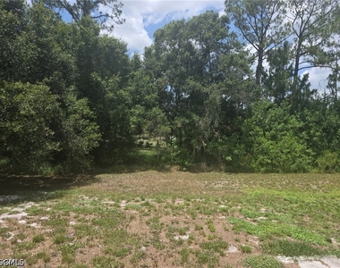 425 Tanner Road - Photo Thumbnail 13