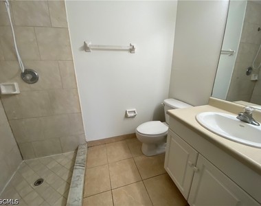 1703 Ne 17th Street - Photo Thumbnail 12