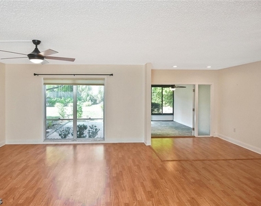 4295 Island Circle - Photo Thumbnail 2