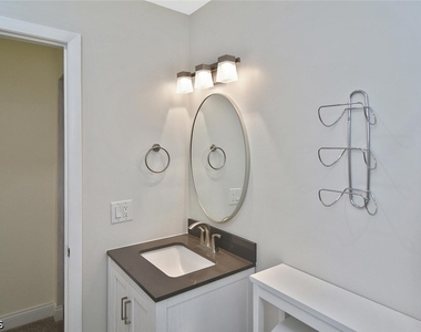 4295 Island Circle - Photo Thumbnail 9