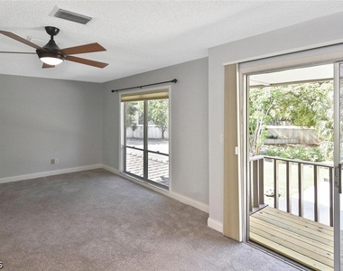 4295 Island Circle - Photo Thumbnail 14