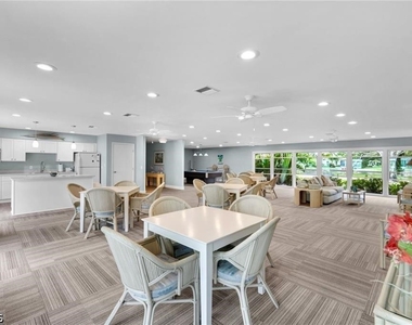 4295 Island Circle - Photo Thumbnail 40