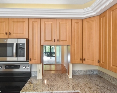 4295 Island Circle - Photo Thumbnail 22