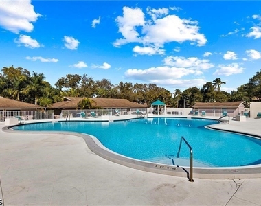 4295 Island Circle - Photo Thumbnail 39