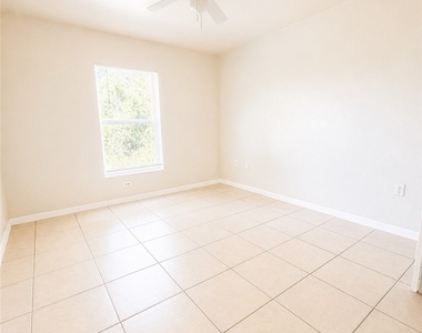 4719 22nd Street Sw - Photo Thumbnail 3