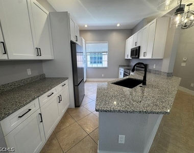 8969 Spring Mountain Way - Photo Thumbnail 4
