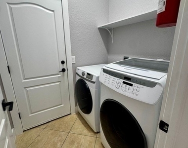 8969 Spring Mountain Way - Photo Thumbnail 7