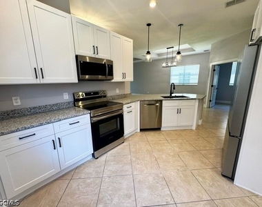 8969 Spring Mountain Way - Photo Thumbnail 5