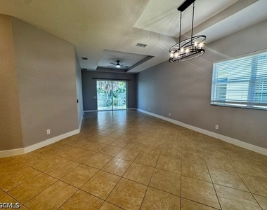 8969 Spring Mountain Way - Photo Thumbnail 8
