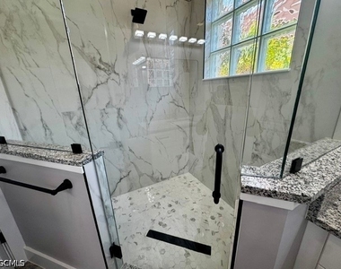8969 Spring Mountain Way - Photo Thumbnail 13