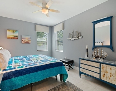 825 Se 5th Place - Photo Thumbnail 12