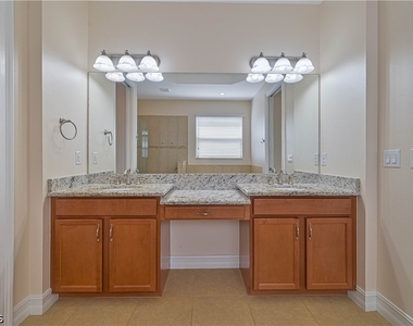 3899 Eldon Street - Photo Thumbnail 24