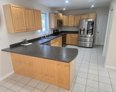32 Stowell - Photo Thumbnail 6