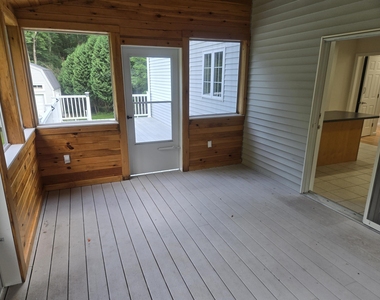 32 Stowell - Photo Thumbnail 14
