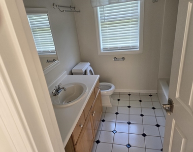 32 Stowell - Photo Thumbnail 21