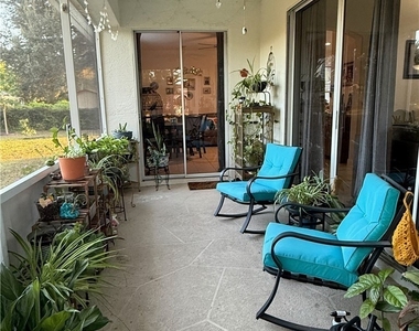 265 Justene Circle W - Photo Thumbnail 11