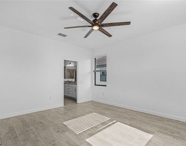 11151 Timber Creek Drive E - Photo Thumbnail 19