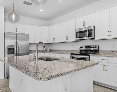 11151 Timber Creek Drive E - Photo Thumbnail 12