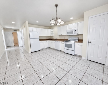 4737 28th Street Sw - Photo Thumbnail 3