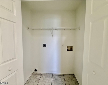 4737 28th Street Sw - Photo Thumbnail 11