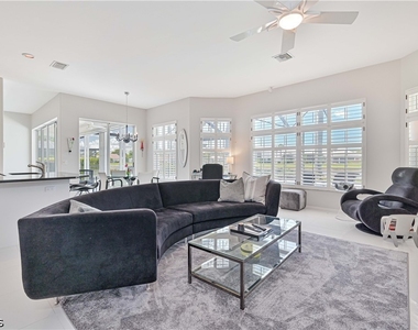 3681 Lakemont Drive - Photo Thumbnail 18