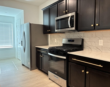 31707 Melkridge Road - Photo Thumbnail 5