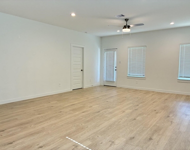 31707 Melkridge Road - Photo Thumbnail 9