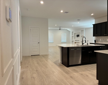 31707 Melkridge Road - Photo Thumbnail 3