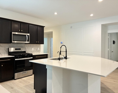 31707 Melkridge Road - Photo Thumbnail 6