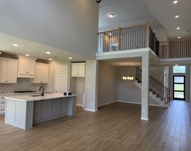 10918 Spring Wind Drive - Photo Thumbnail 9