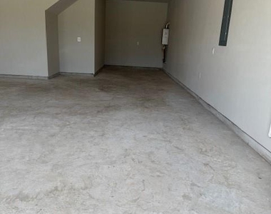 10918 Spring Wind Drive - Photo Thumbnail 26