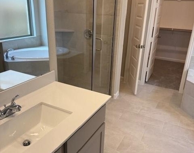 10918 Spring Wind Drive - Photo Thumbnail 12