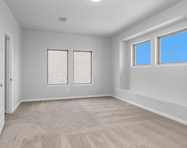 10918 Spring Wind Drive - Photo Thumbnail 21