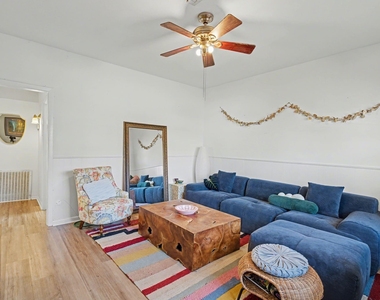 2804 Arlington Street - Photo Thumbnail 2