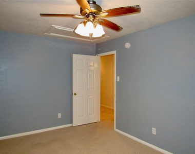 11126 Cactus Point Court - Photo Thumbnail 16