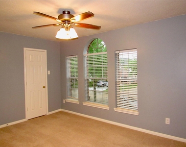 11126 Cactus Point Court - Photo Thumbnail 15