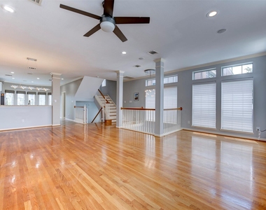 34 Waugh Drive - Photo Thumbnail 8