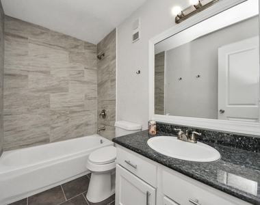 1818 Augusta Drive - Photo Thumbnail 20