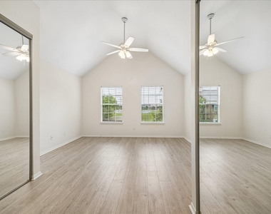 2930 Grants Lake Boulevard - Photo Thumbnail 22