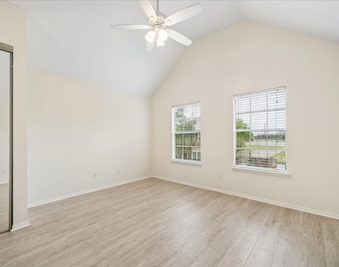 2930 Grants Lake Boulevard - Photo Thumbnail 23