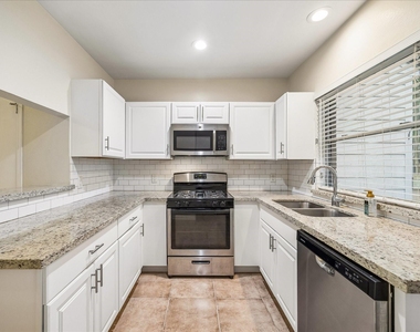 2930 Grants Lake Boulevard - Photo Thumbnail 13