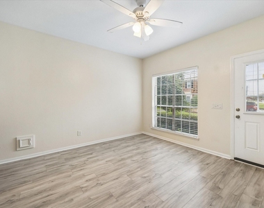 2930 Grants Lake Boulevard - Photo Thumbnail 10