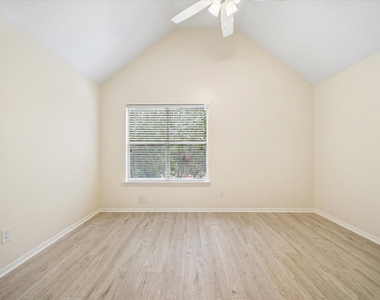 2930 Grants Lake Boulevard - Photo Thumbnail 21