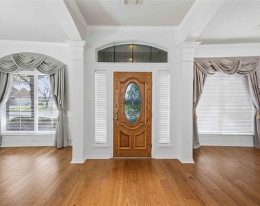 1511 Baldridge Lane - Photo Thumbnail 2