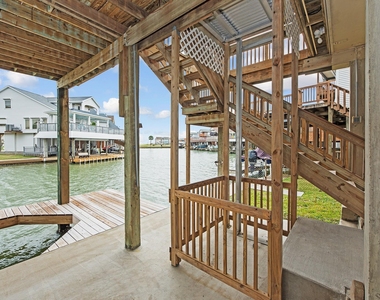 336 Admiral Circle - Photo Thumbnail 39